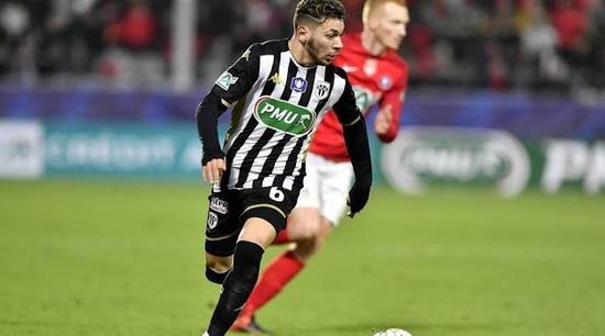  布雷斯特防守反击犀利客场掀翻昂热城池